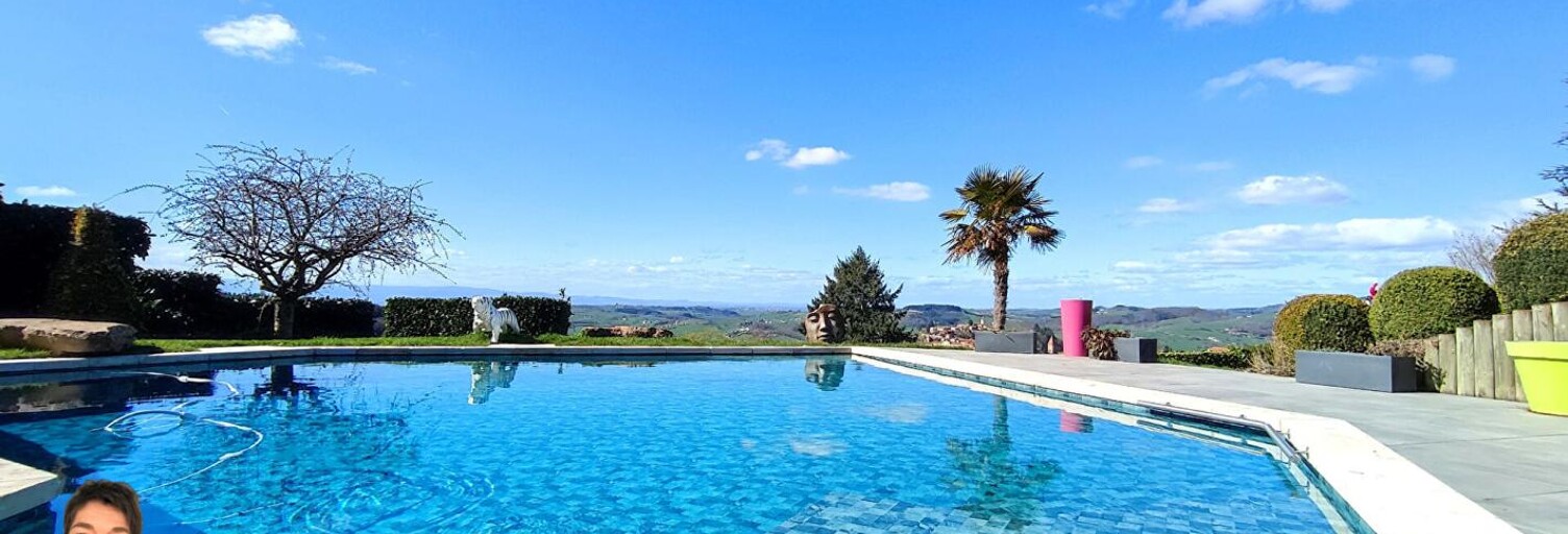 Maison 7 Pièces 185 m² à vendre à Thizy-les-Bourgs (69240)