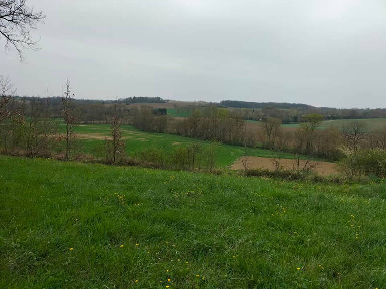 Terrain viabilisé 3495m² Saint Clar (32380) 1 parcelle 17m² — photo 1