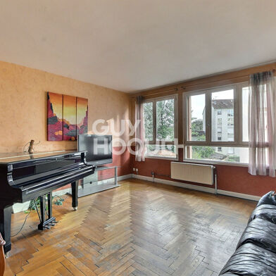 Appartement 4 pièces 290000 €
