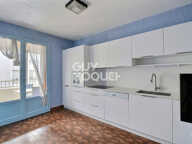 Montchat - Appartement T4 de 79 m²,  avec loggia, cave & garage, LYON 3ème (69003) — photo 2