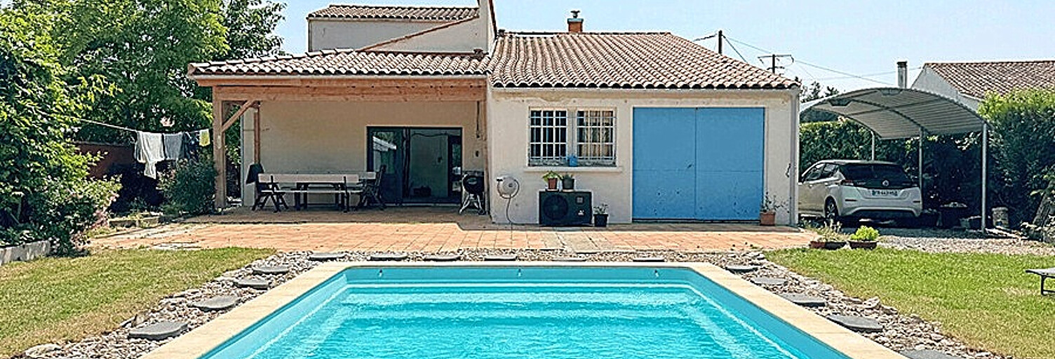 Maison 7 Pièces 188 m² à vendre à Saint-Jean-de-Liversay (17170)