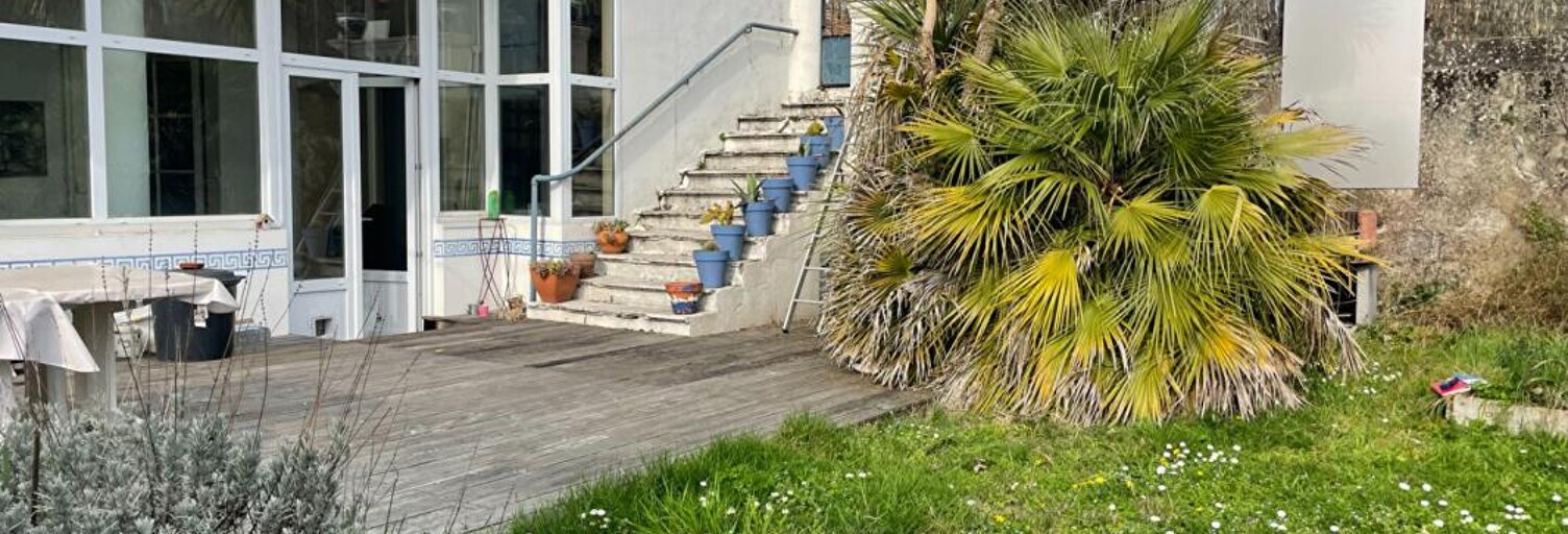 Maison 10 Pièces 213 m² à vendre à Cadillac-sur-Garonne (33410)