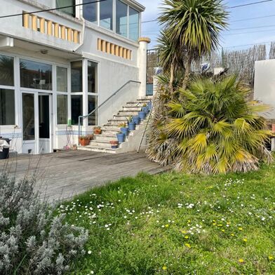 Maison 10 pièces 330000 €