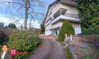 Maison 8 Pièces 218 m² à vendre à Thizy-les-Bourgs (69240)