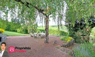 Maison 8 Pièces 223 m² à vendre à Thizy-les-Bourgs (69240)