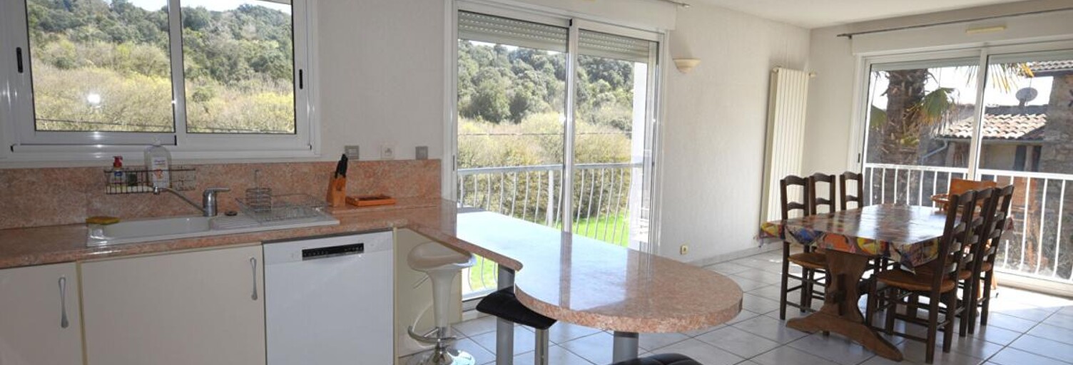 Maison 10 Pièces 200 m² à vendre à Saint-Chinian (34360)