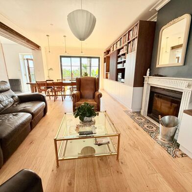 Maison 9 pièces 596800 €