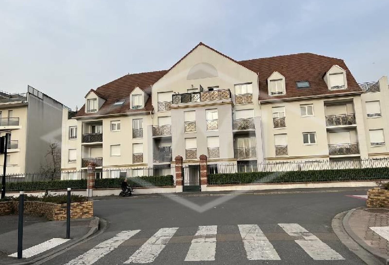 Vente appartement 2 pièces 39 m² Combs-la-Ville (77380) — photo 1