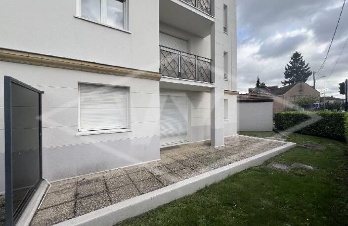 Vente appartement 2 pièces 39 m² Combs-la-Ville (77380) — photo 2