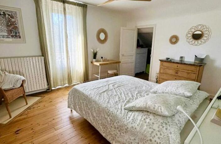 Maison Périgueux 130 m2 avec jardin, véranda et piscine — photo 2