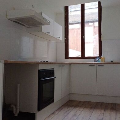 Appartement 3 pièces 650 €