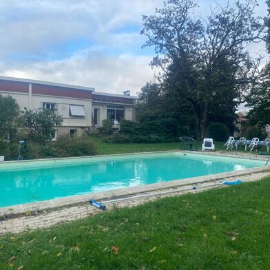 Maison 7 pièces 389000 €