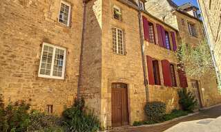 Maison 9 Pièces 172 m² à vendre à Sarlat-la-Canéda (24200)