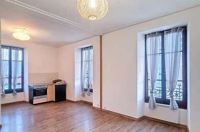 Appartement 3 pièces 229400 €