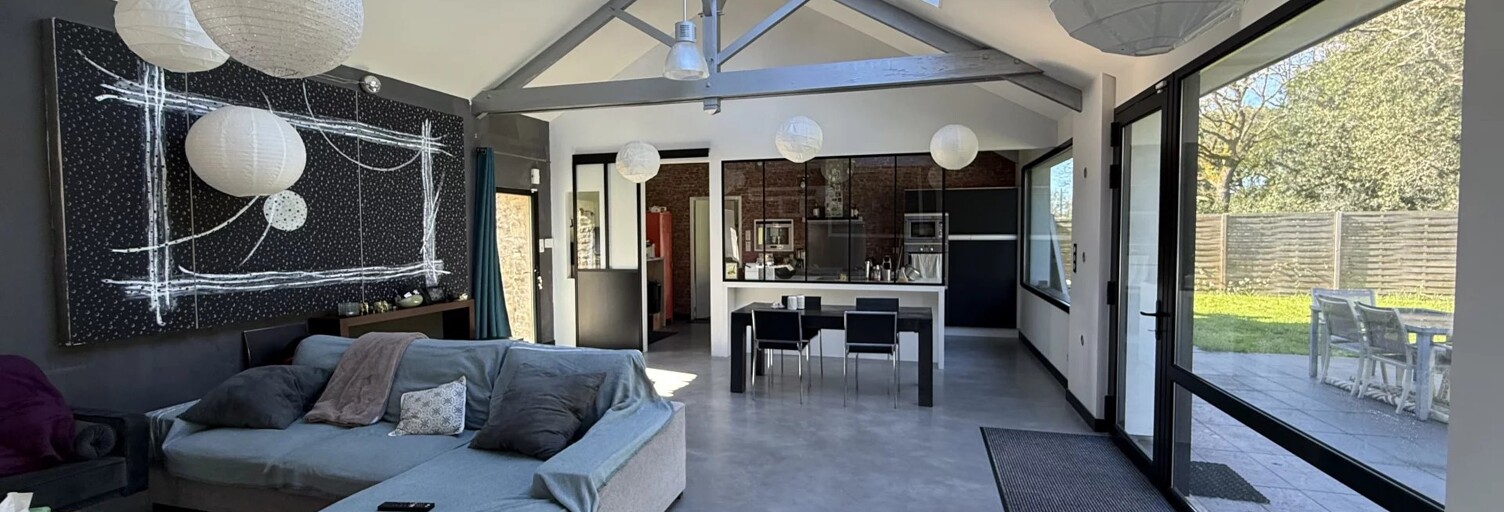 Maison 5 Pièces 188 m² à vendre à Saint-Étienne-de-Montluc (44360)