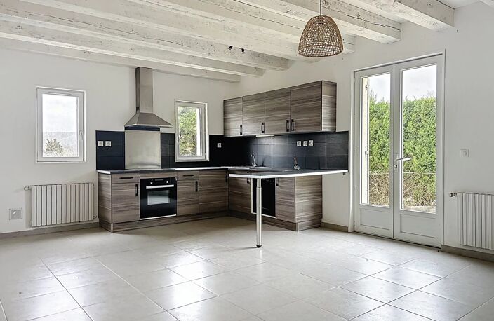 Maison de plain-pied rénovée de 97 m² – Calme et proximité Le Bugue — photo 2