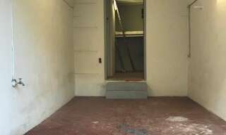 Garage   m² à louer à Marseille 6 (13006)