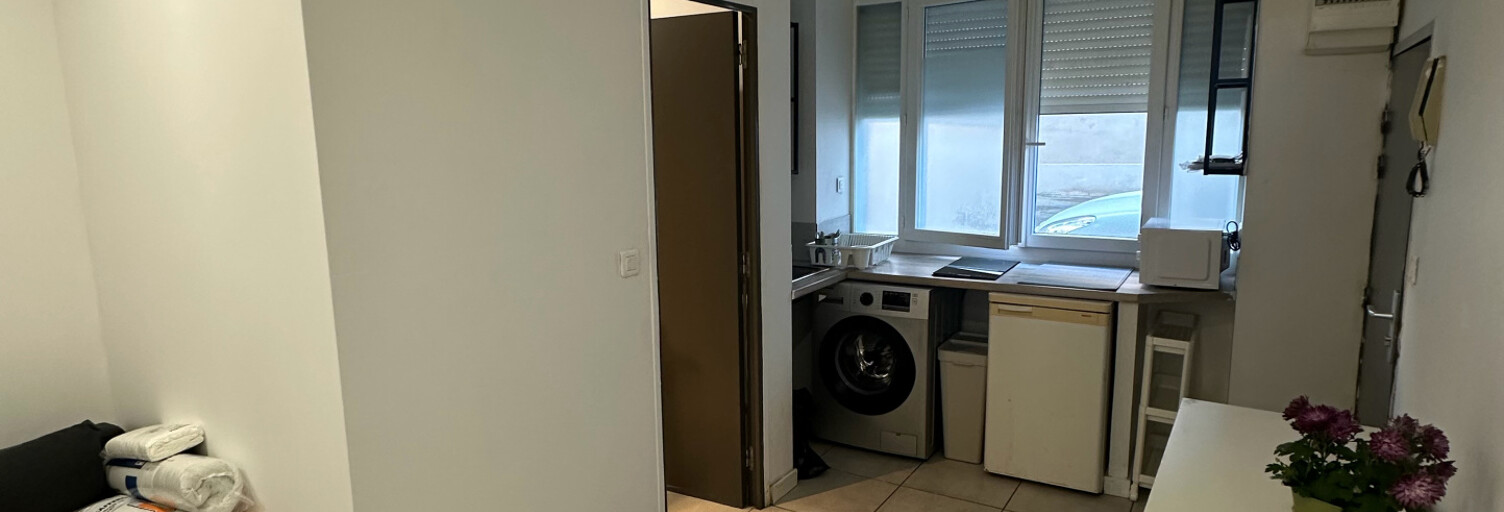 Appartement 1 Pièce 20 m² à louer à Nîmes (30000)