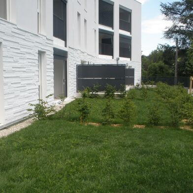 Appartement 2 pièces 666 €