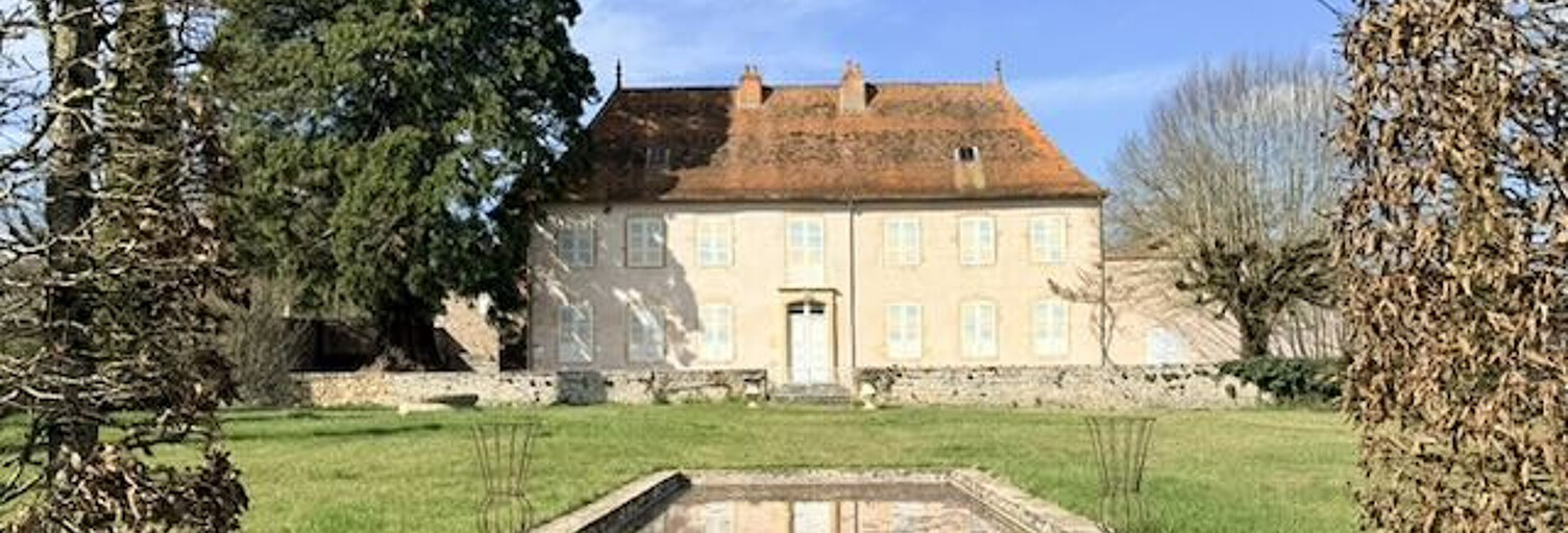 Maison 11 Pièces 400 m² à vendre à Saint-Maurice-lès-Châteauneuf (71740)