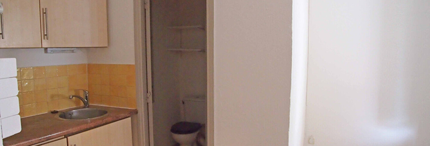 Appartement 1 Pièce 15 m² à louer à Roquebrune-sur-Argens (83520)