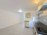 A LOUER APPARTEMENT DE TYPE 1 - MONTGUYON CENTRE — photo 2