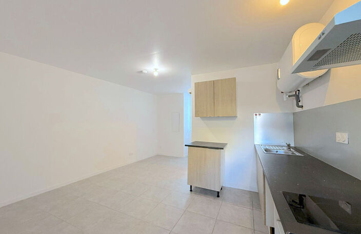 A LOUER APPARTEMENT DE TYPE 1 - MONTGUYON CENTRE — photo 2