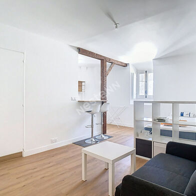 Appartement 1 pièces 650 €