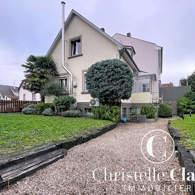 Maison 4 pièces 1450 €