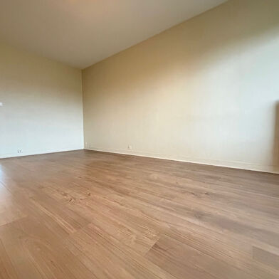 Appartement 3 pièces 106000 €