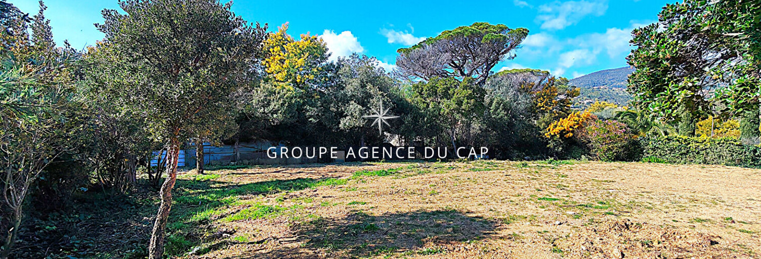 Terrain  707 m² à vendre à Roquebrune-sur-Argens (83380)
