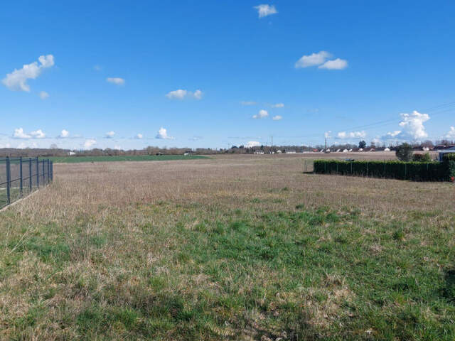 Terrain à bâtir 977 m² ? Arrière-lot ? Étude de sol réalisée ? Petit prix — photo du bien