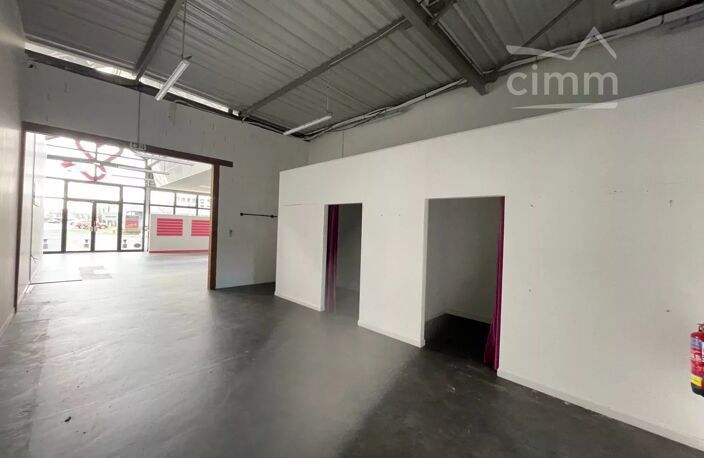 Local commercial — photo 4