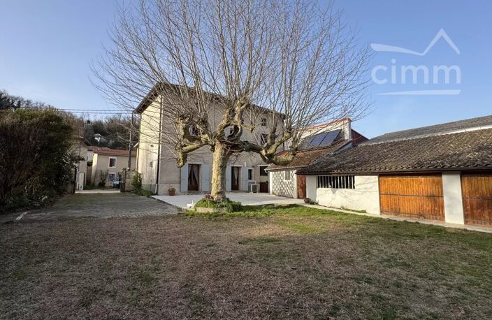 Maison de caractère 150m² sur 4246m² de terrain — photo 3