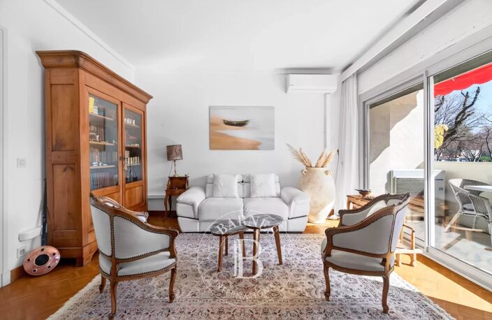 VENTE - 13008 - 2ème PRADO - APPARTEMENT - 2 CHAMBRES - TERRASSE — photo 4
