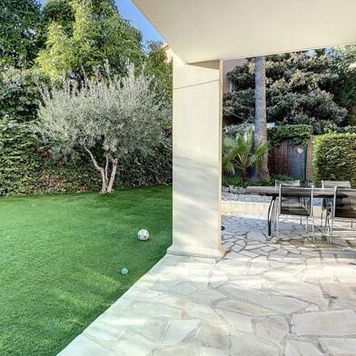 Appartement 4 pièces 570000 €