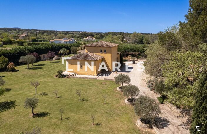 MON DOMAINE EN PROVENCE - Maison T8 de 230m2 dont 50 m2 de dépen — photo 3