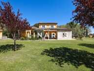 MON DOMAINE EN PROVENCE - Maison T8 de 230m2 dont 50 m2 de dépen — photo 4