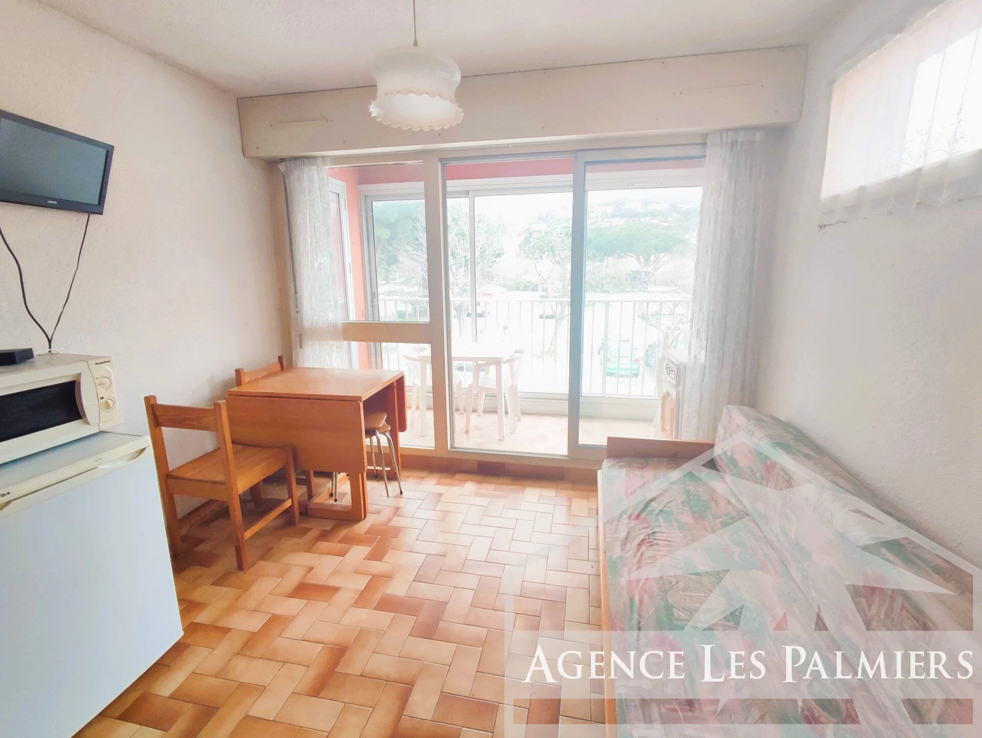 Appartement  T1 à vendre Lavandou (Le) 83980