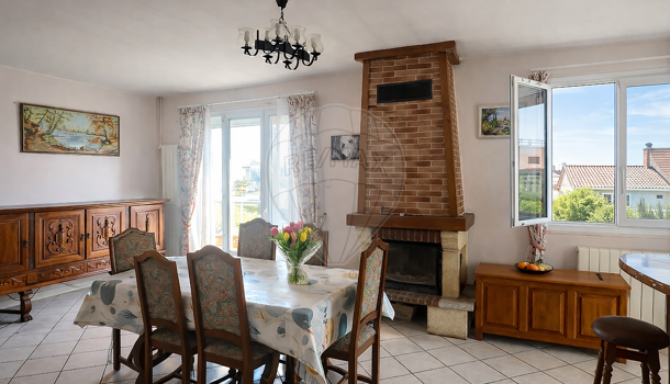 Villa / Maison 10 pièces  à vendre Tremblade (La) 17390