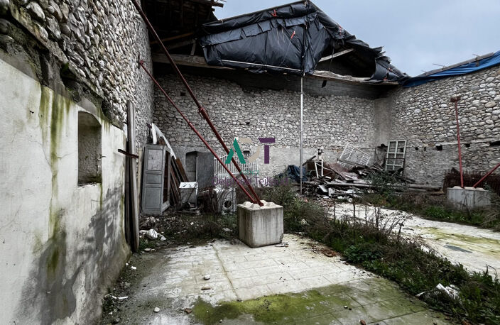 Ensemble immobilier à réhabiliter — photo 5
