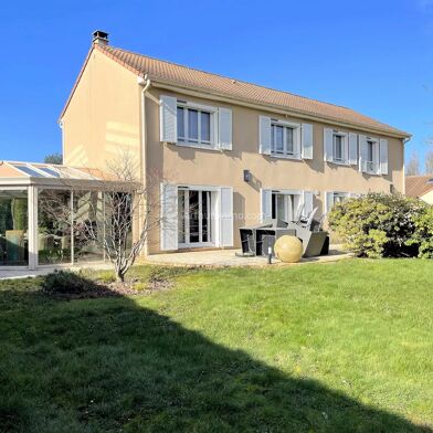 Maison 8 pièces 749000 €