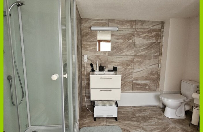 Joli appartement F2 bis de 65m2 au dernier étage d'un immeub — photo 2