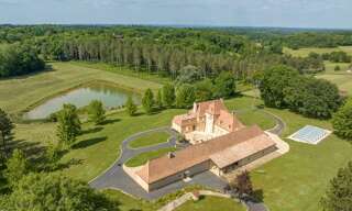 Maison 11 Pièces 454 m² à vendre à Pressignac-Vicq (24150)