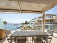 Superbe appartement de 70 m² avec vaste terrasse, vue mer, les pieds dans l'eau. — photo 2