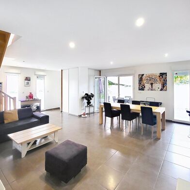 Maison 5 pièces 397000 €