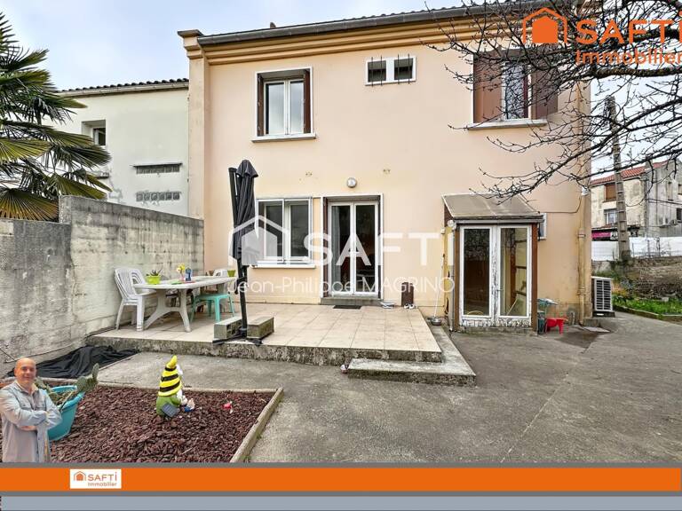 Maison familiale 4 chambres avec jardin et stationnements. — photo 1