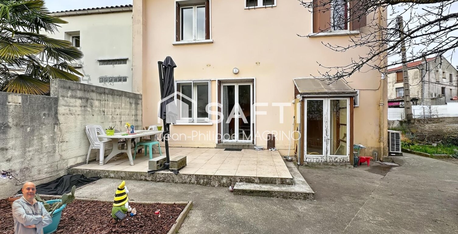 Maison familiale 4 chambres avec jardin et stationnements. — photo 1