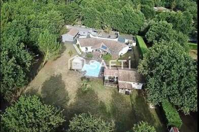 Maison 9 pièces 940000 €