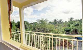 Maison 4 Pièces 115 m² à louer à Sainte-Anne (97180)